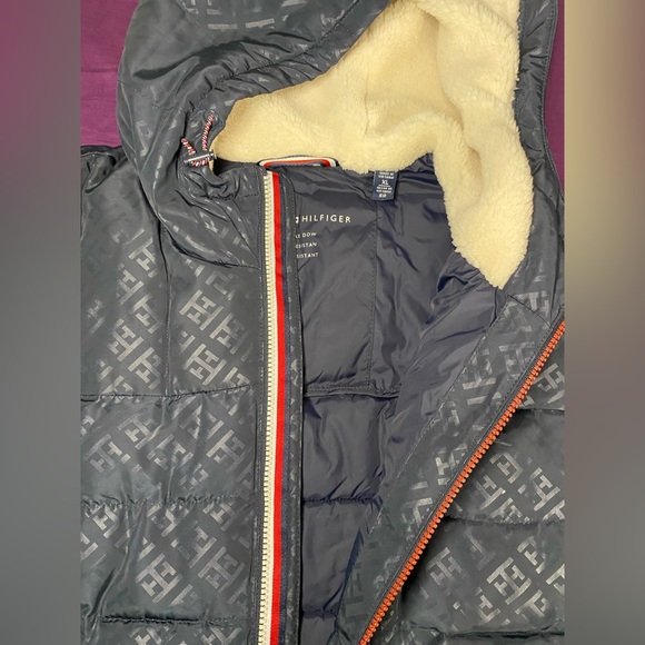 Tommy Hilfiger Men's Blue Sherpa Lined Hooded Water Resistant Puffer Jacket - Picture 4 of 9